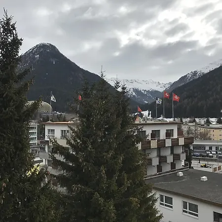 Апартаменти Haus Calanda