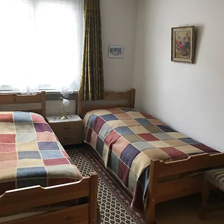 Haus Calanda Διαμέρισμα Νταβός