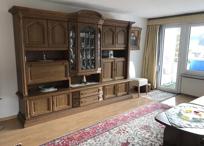 Haus Calanda Апартаменти