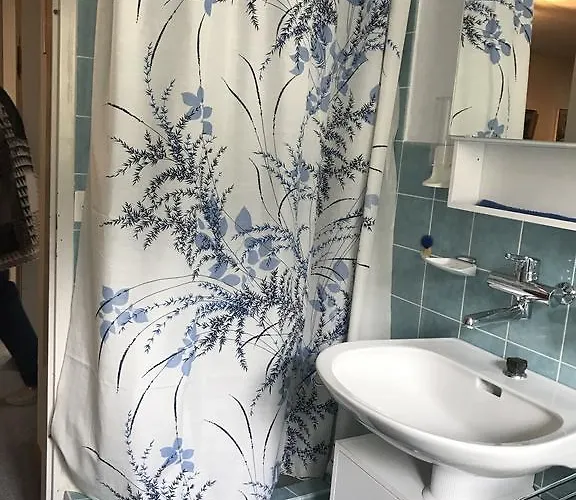 Haus Calanda Апартаменти *